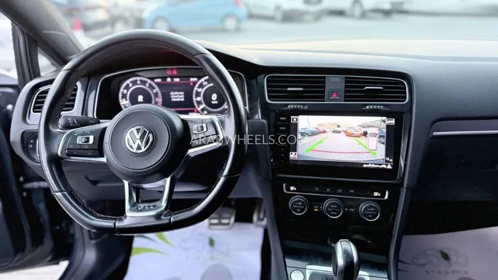  فولكس واجن جولف جي تي آي 2018 for Sale in الشارقة Image-7