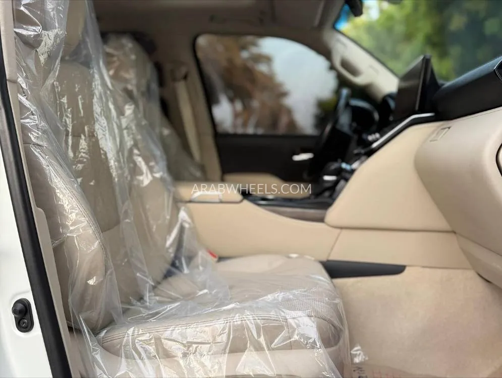 Toyota Land Cruiser 2023 for Sale in Sharjah Image-14