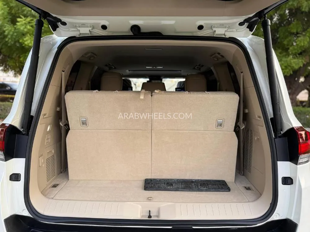 Toyota Land Cruiser 2023 for Sale in Sharjah Image-19
