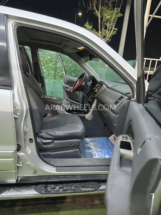 هوندا HR-V 2008 for Sale in عجمان Image-10