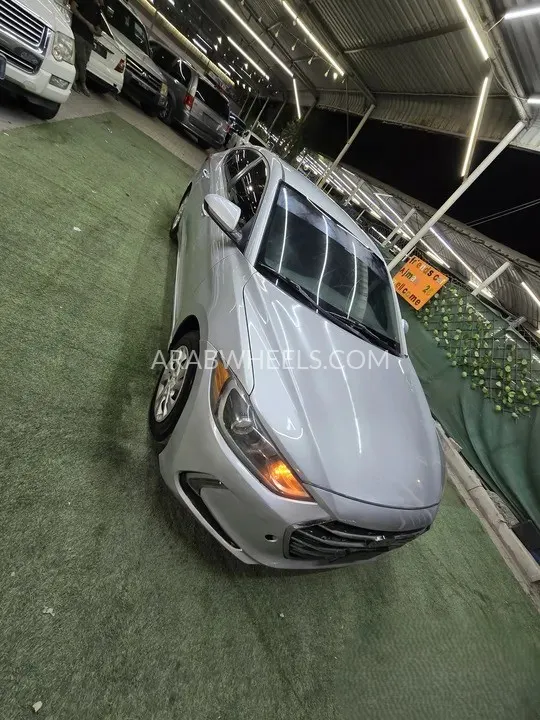 Hyundai Elantra 2017 for Sale in Ajman Image-12