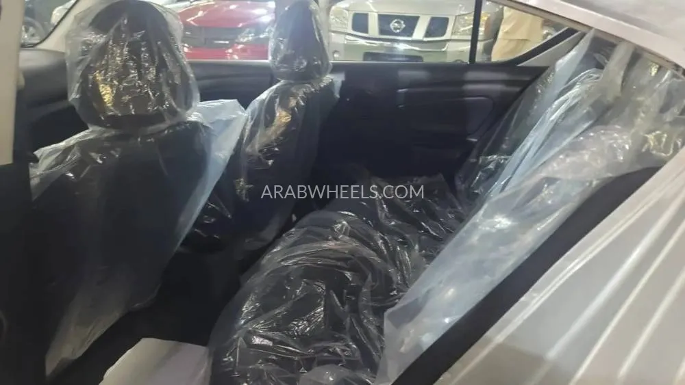 نيسان فيرسا 2019 for Sale in عجمان Image-16