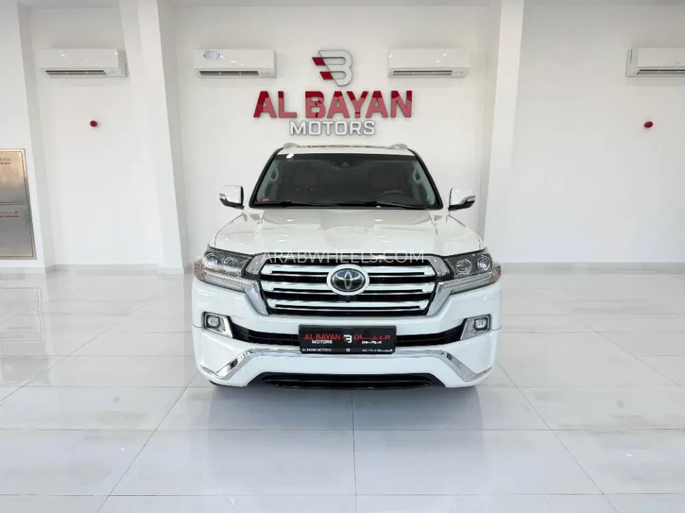 Toyota Land Cruiser 2018 for Sale in Abu Dhabi Image-2