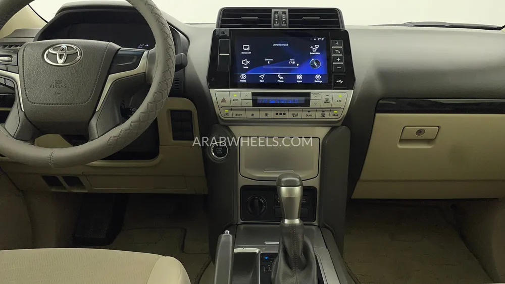 Toyota Land Cruiser Prado 2022 for Sale in Dubai Image-14
