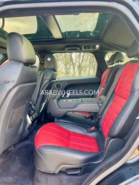 Land Rover Range Rover 2016 for Sale in Sharjah Image-13