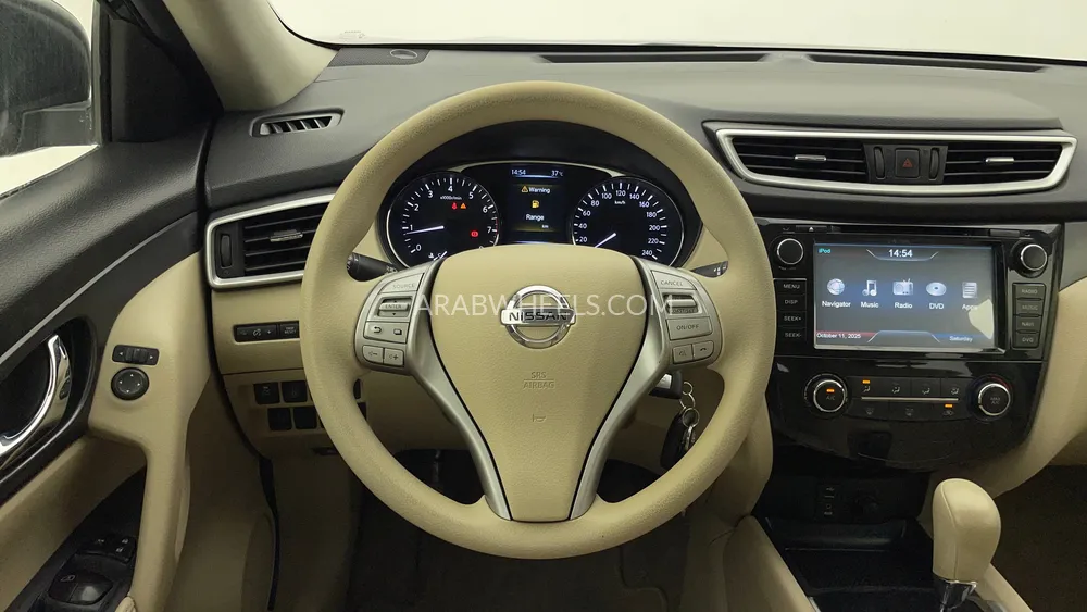 Nissan X-Trail 2016 for Sale in Dubai Image-17