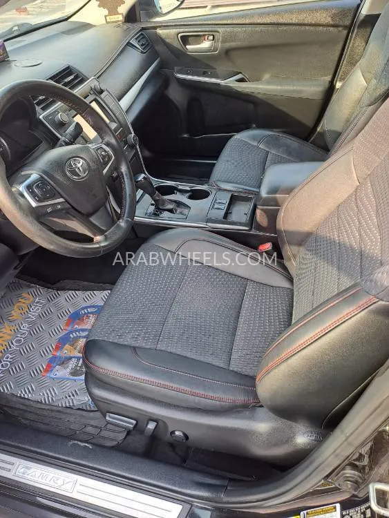 Toyota Camry 2015 for Sale in Sharjah Image-14