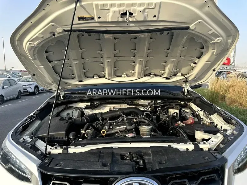 Toyota Fortuner 2021 for Sale in Dubai Image-3