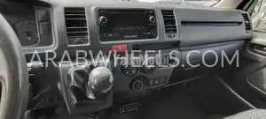 Toyota Hiace 2014 for Sale in Sharjah Image-6