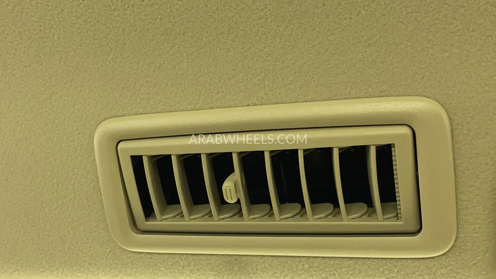 تويوتا لاند كروزر برادو 2023 for Sale in دبي Image-23