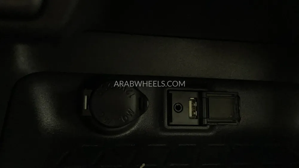 Toyota Rav4 2019 for Sale in Dubai Image-43