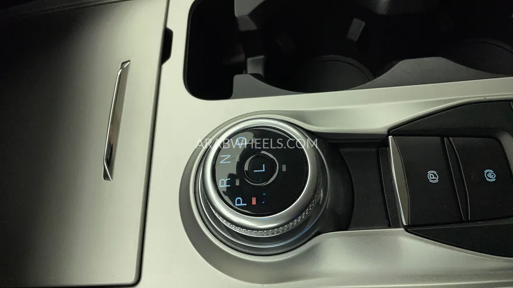 Ford Explorer 2023 for Sale in Dubai Image-18