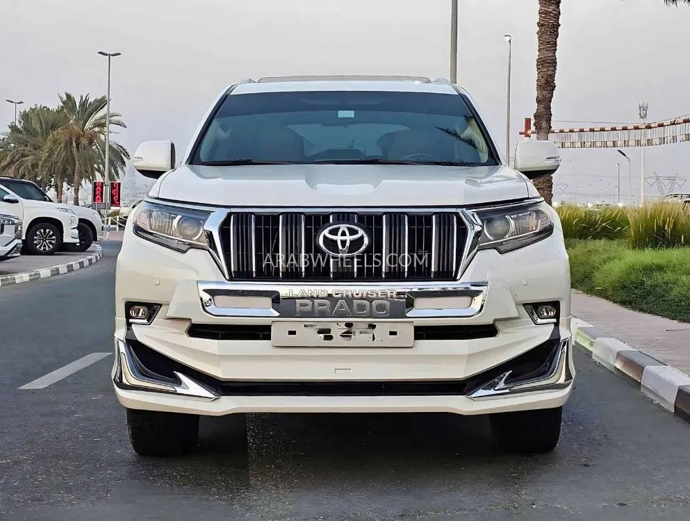 Toyota Land Cruiser Prado 2022 for Sale in Dubai Image-10