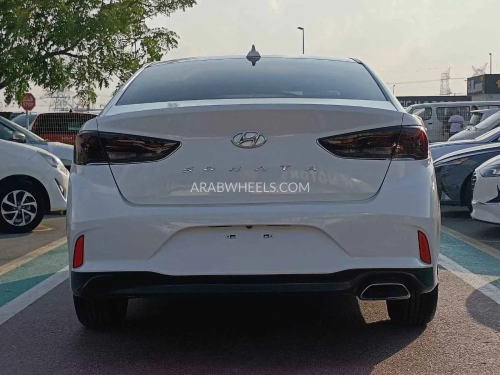 Hyundai Sonata 2019 for Sale in Dubai Image-17