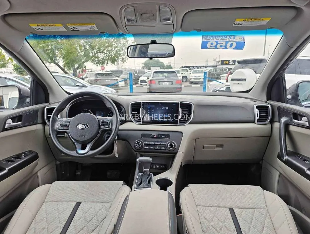 Kia Sportage 2019 for Sale in Dubai Image-11