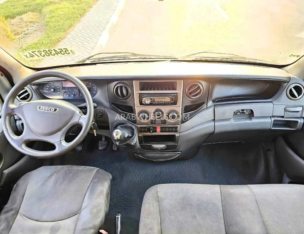 Iveco Daily 2014 for Sale in Dubai Image-11