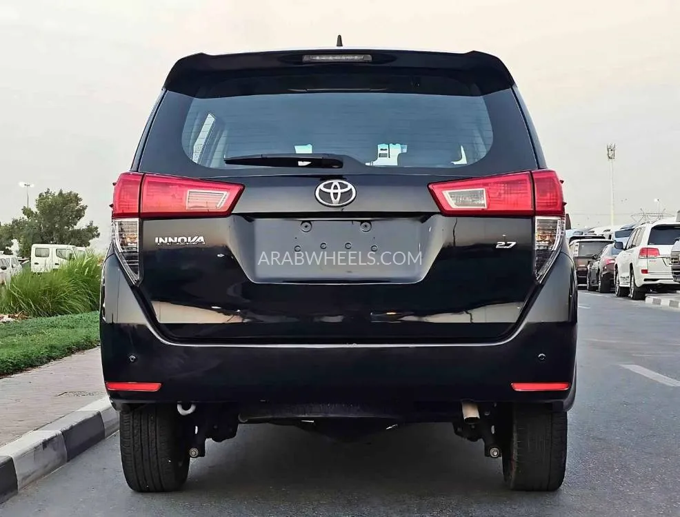 Toyota Innova 2022 for Sale in Dubai Image-22