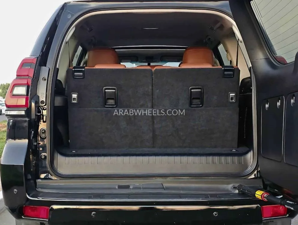 Toyota Land Cruiser Prado 2022 for Sale in Dubai Image-22