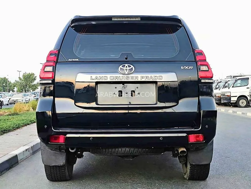 Toyota Land Cruiser Prado 2022 for Sale in Dubai Image-23