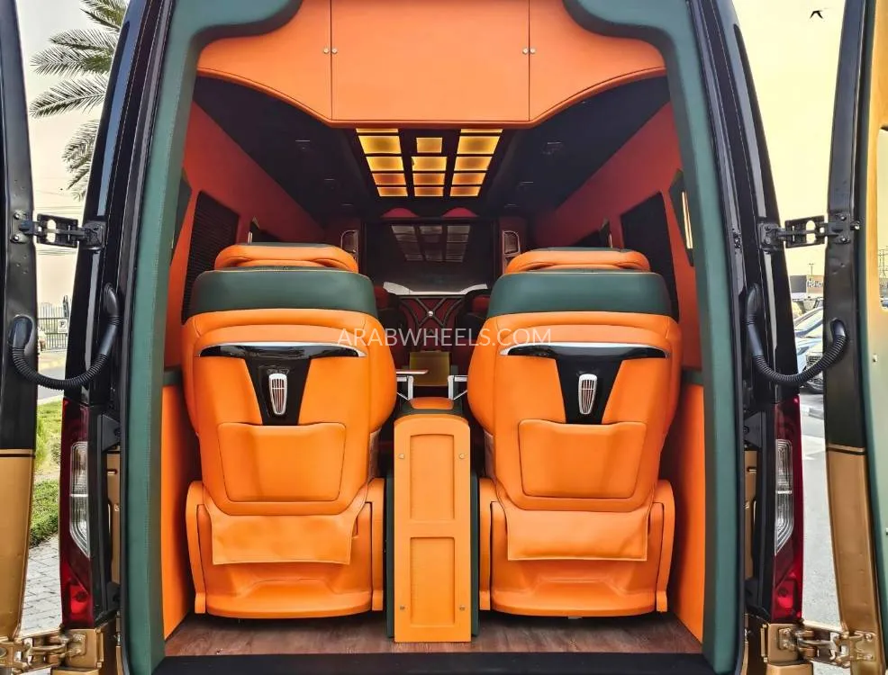 Mercedes Benz Sprinter 2020 for Sale in Dubai Image-31