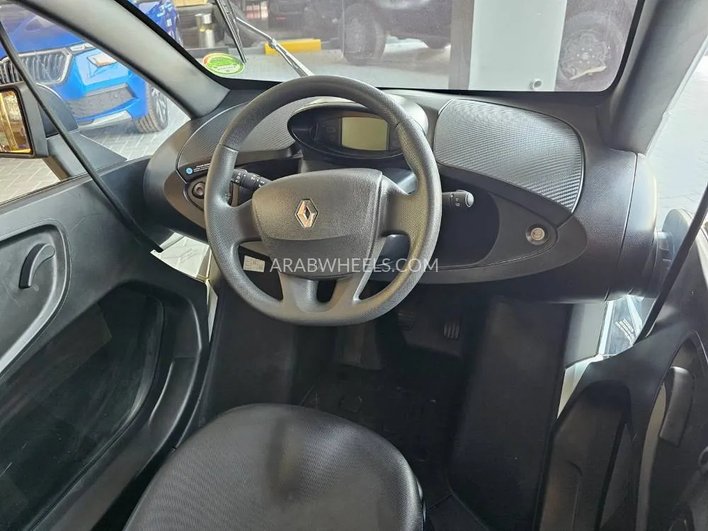 Renault Twizy 2019 for Sale in Dubai Image-8