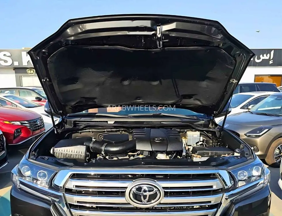 Toyota Land Cruiser 2018 for Sale in Dubai Image-28