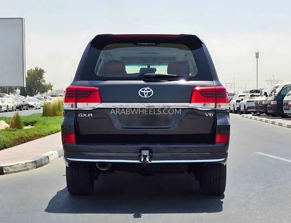 Toyota Land Cruiser 2018 for Sale in Dubai Image-29