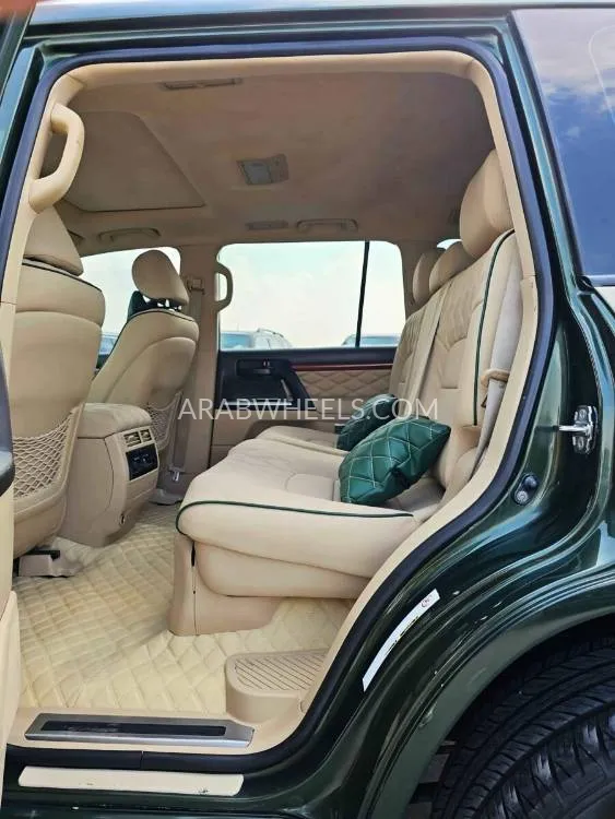 Toyota Land Cruiser 2015 for Sale in Dubai Image-16