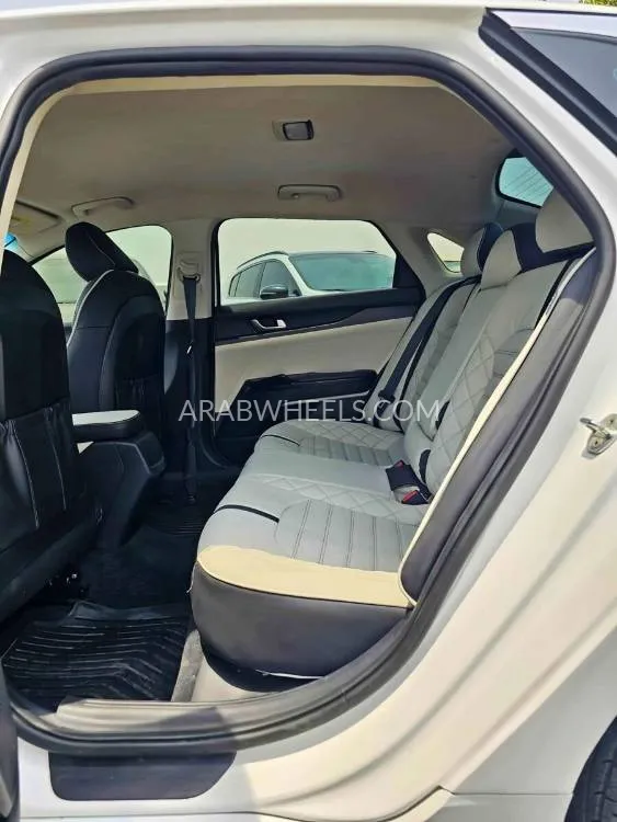 Kia K5 2021 for Sale in Dubai Image-22