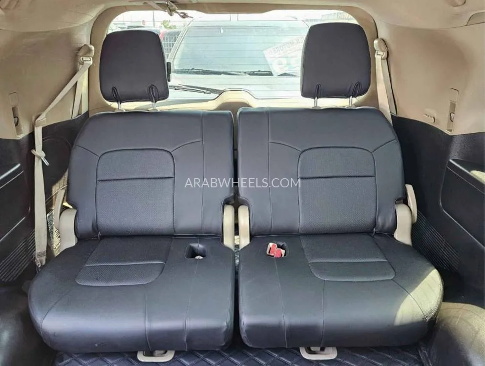Toyota Land Cruiser 2010 for Sale in Dubai Image-11