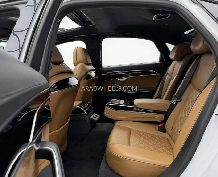 Audi S8 2020 for Sale in Dubai Image-15