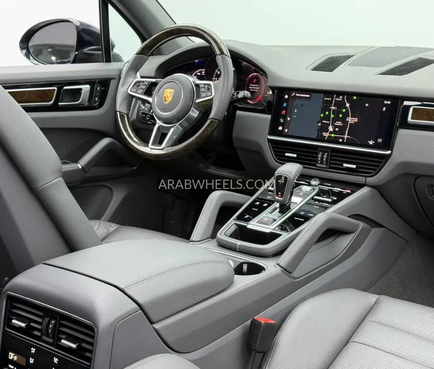 Porsche Cayenne 2022 for Sale in Dubai Image-15