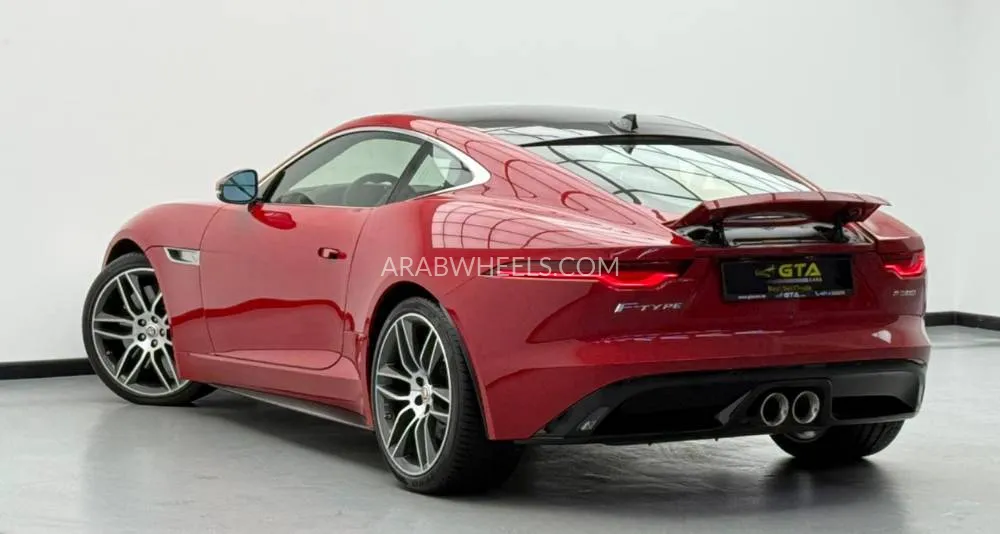 Jaguar F Type 2021 for Sale in Dubai Image-3
