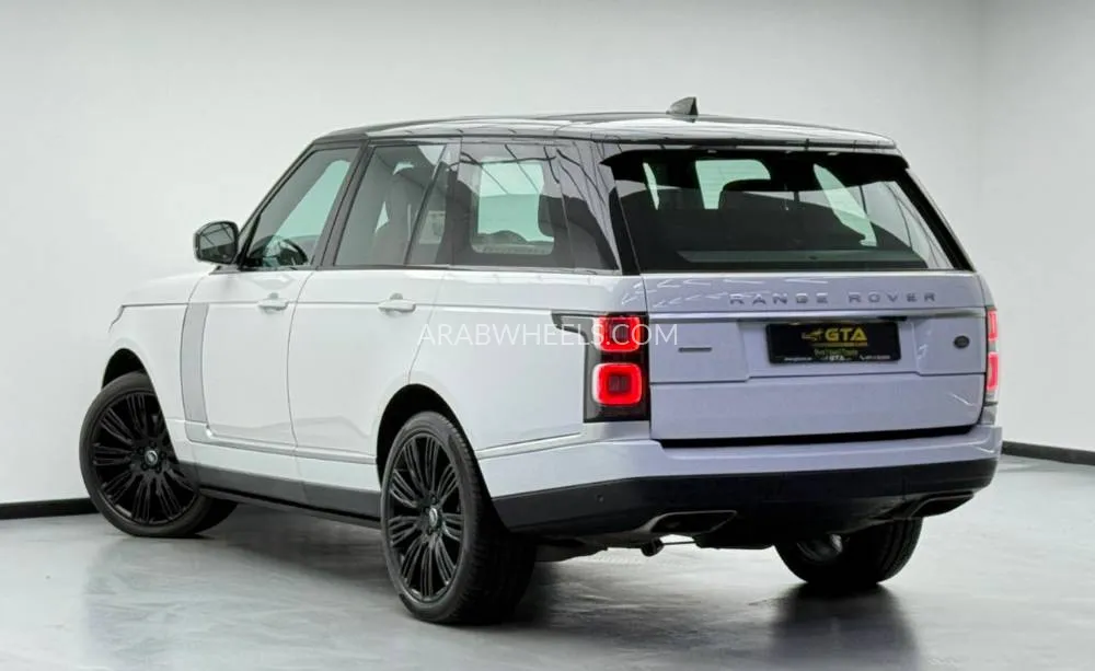 Land Rover Range Rover 2019 for Sale in Dubai Image-2