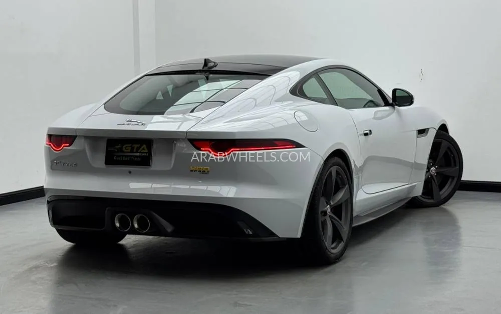 Jaguar F Type 2018 for Sale in Dubai Image-4