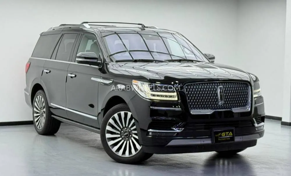 Lincoln Navigator 2019 for Sale in Dubai Image-4