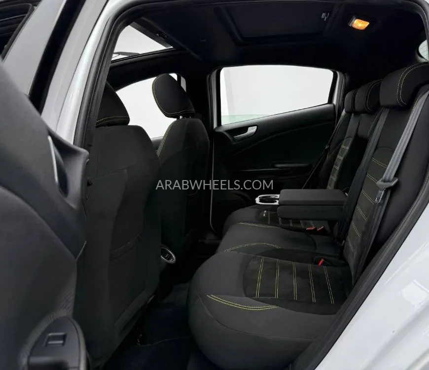 الفا روميو جولييتا 2021 for Sale in دبي Image-15