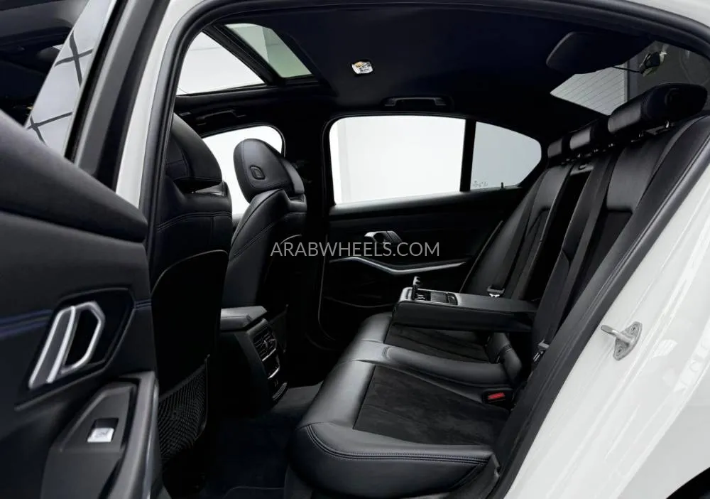 BMW 3 series 2021 for Sale in Dubai Image-8