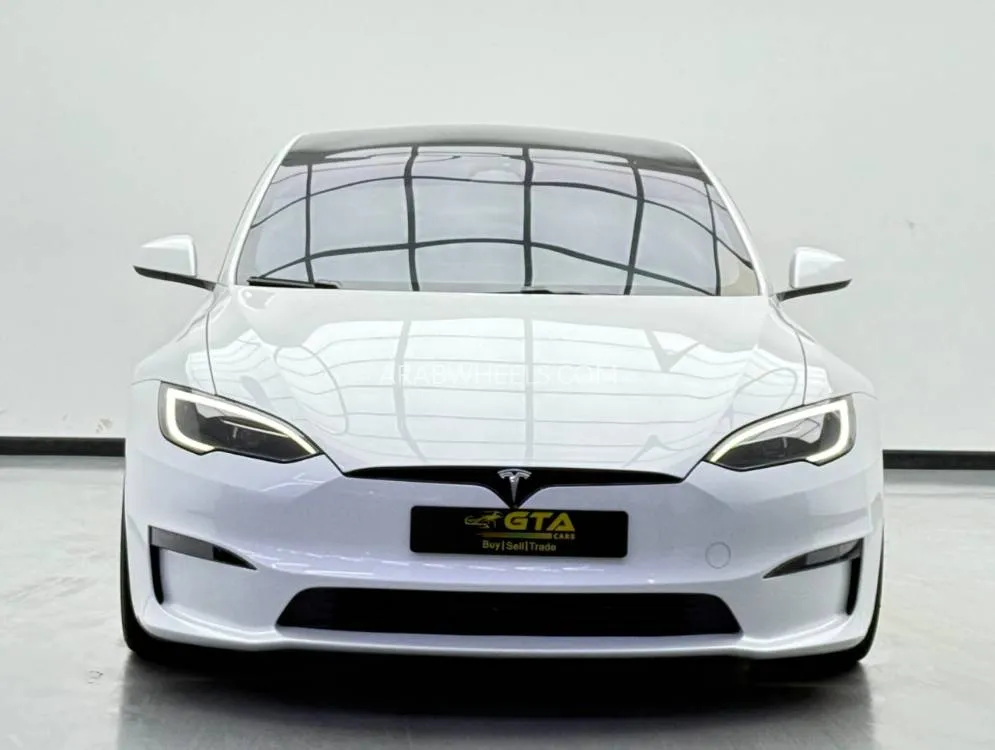 Tesla Model S 2023 for Sale in Dubai Image-5