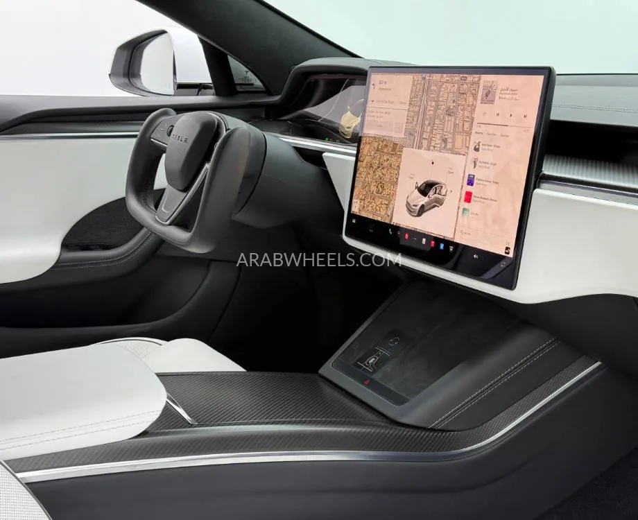 Tesla Model S 2023 for Sale in Dubai Image-12