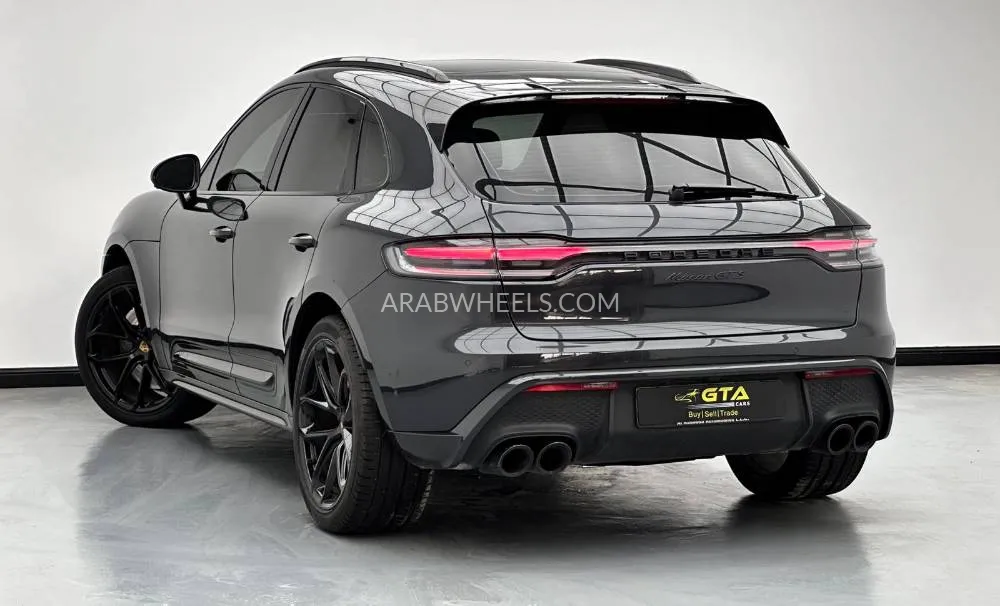 Porsche Macan 2022 for Sale in Dubai Image-5