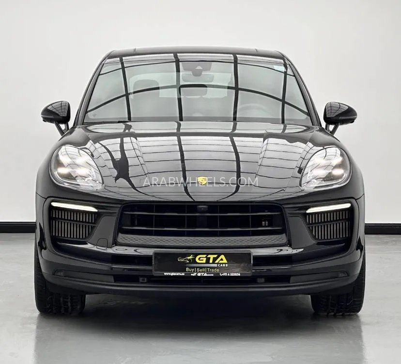 Porsche Macan 2024 for Sale in Dubai Image-3