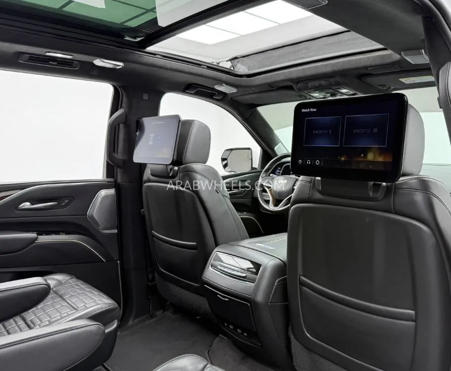 Cadillac Escalade 2022 for Sale in Dubai Image-6