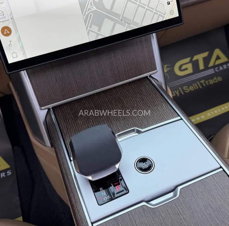 Land Rover Range Rover 2024 for Sale in Dubai Image-8