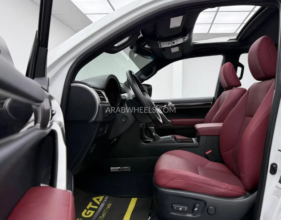 Lexus GX 2023 for Sale in Dubai Image-18