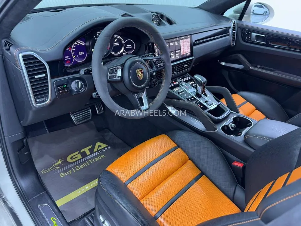 Porsche Cayenne 2021 for Sale in Dubai Image-17