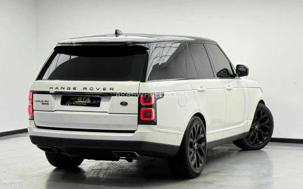 Land Rover Range Rover 2018 for Sale in Dubai Image-3