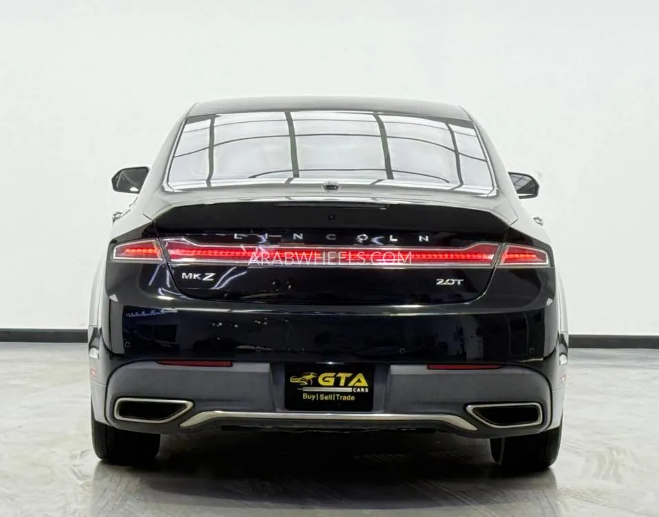 لينكون MKZ 2019 for Sale in دبي Image-2