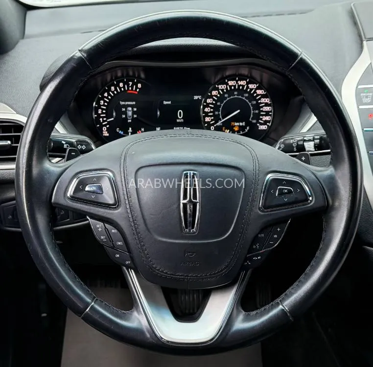 لينكون MKZ 2019 for Sale in دبي Image-11