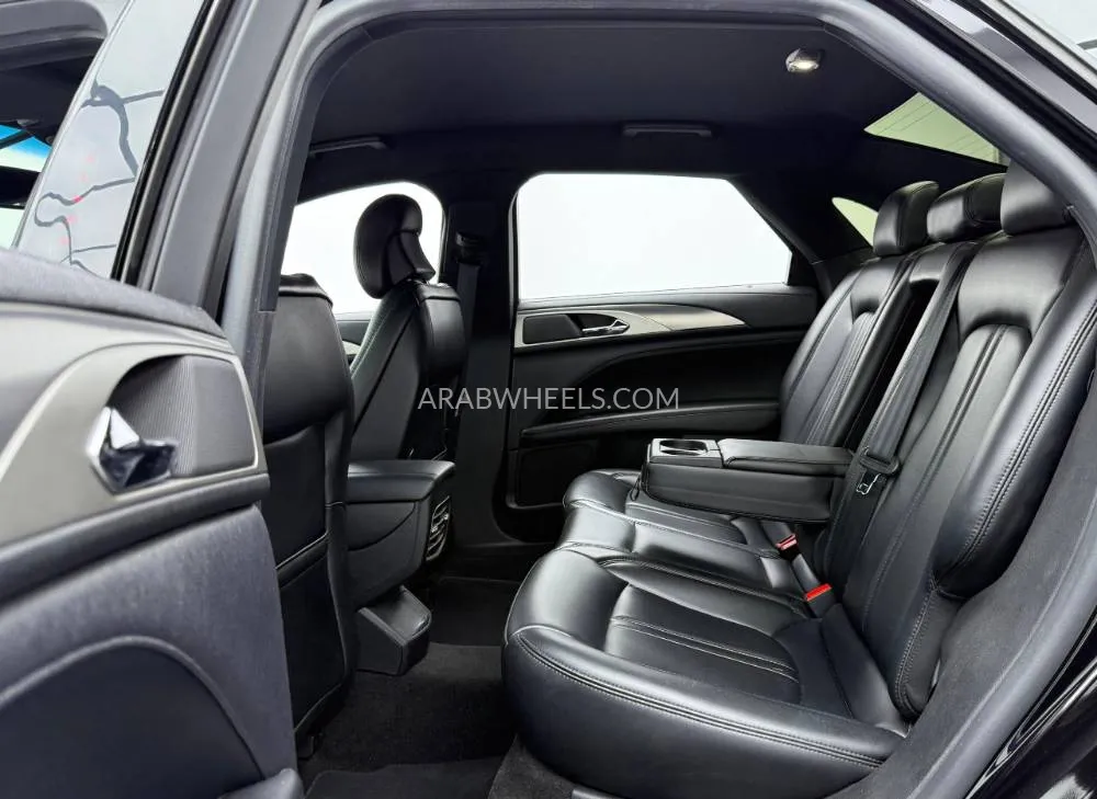 لينكون MKZ 2019 for Sale in دبي Image-16